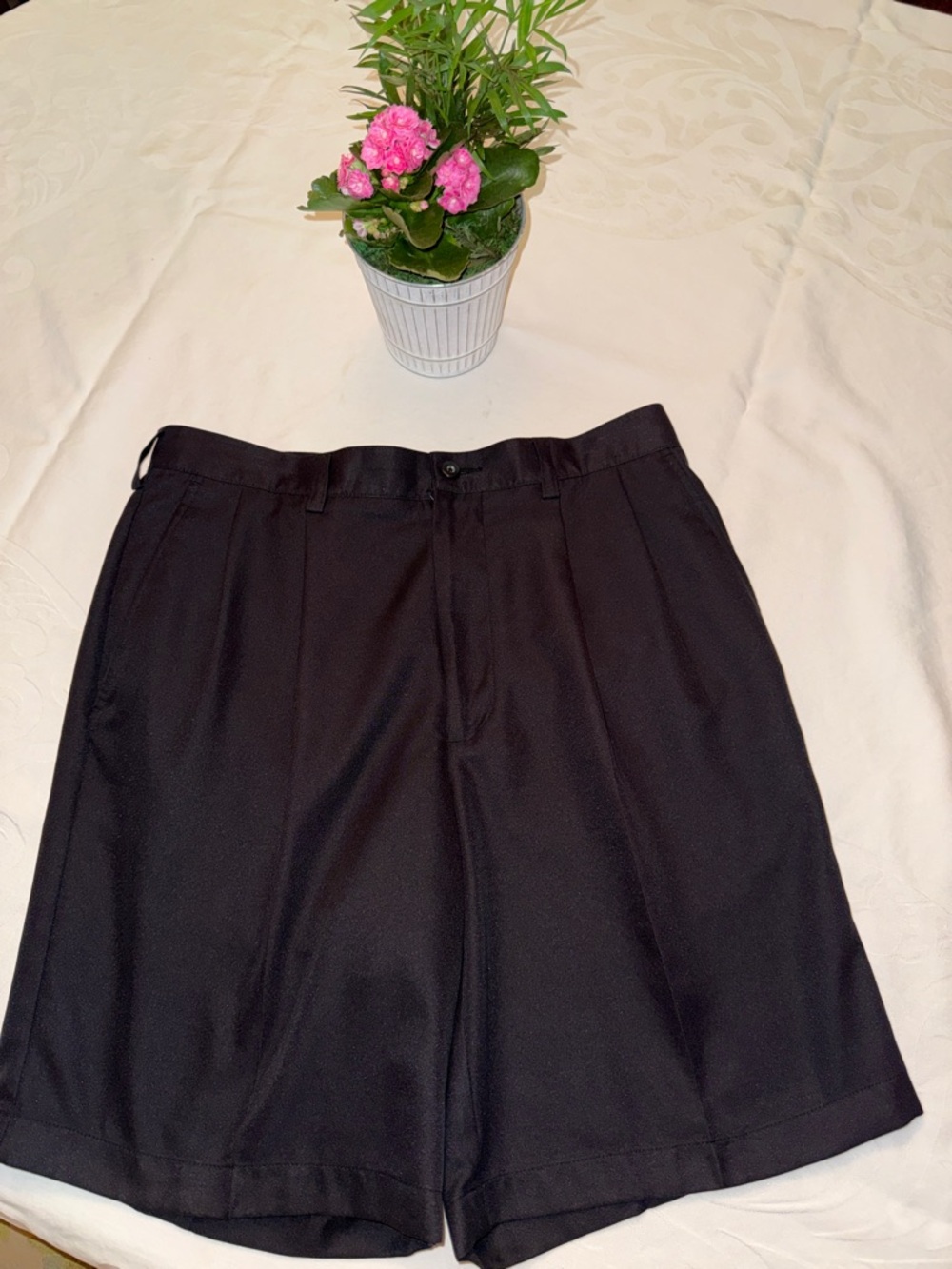 Perry Ellis Black Flat-Front Dress Shorts